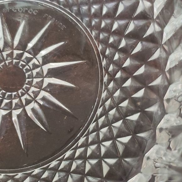 Glass Serving Bowl with Sun Design 8 1/2 Inches - Picture 3 of 8